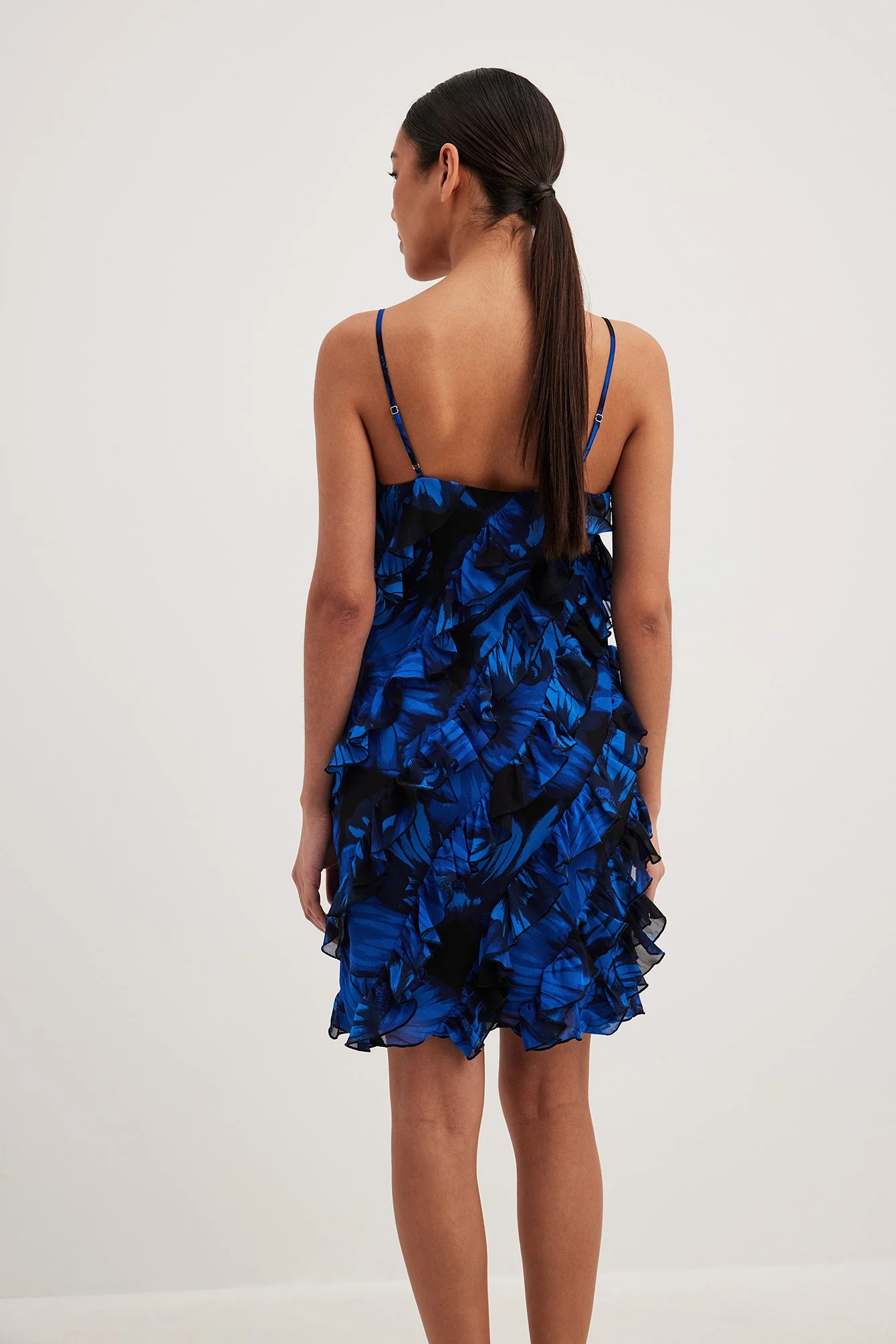 Minikleid mit Allover-Rüschen