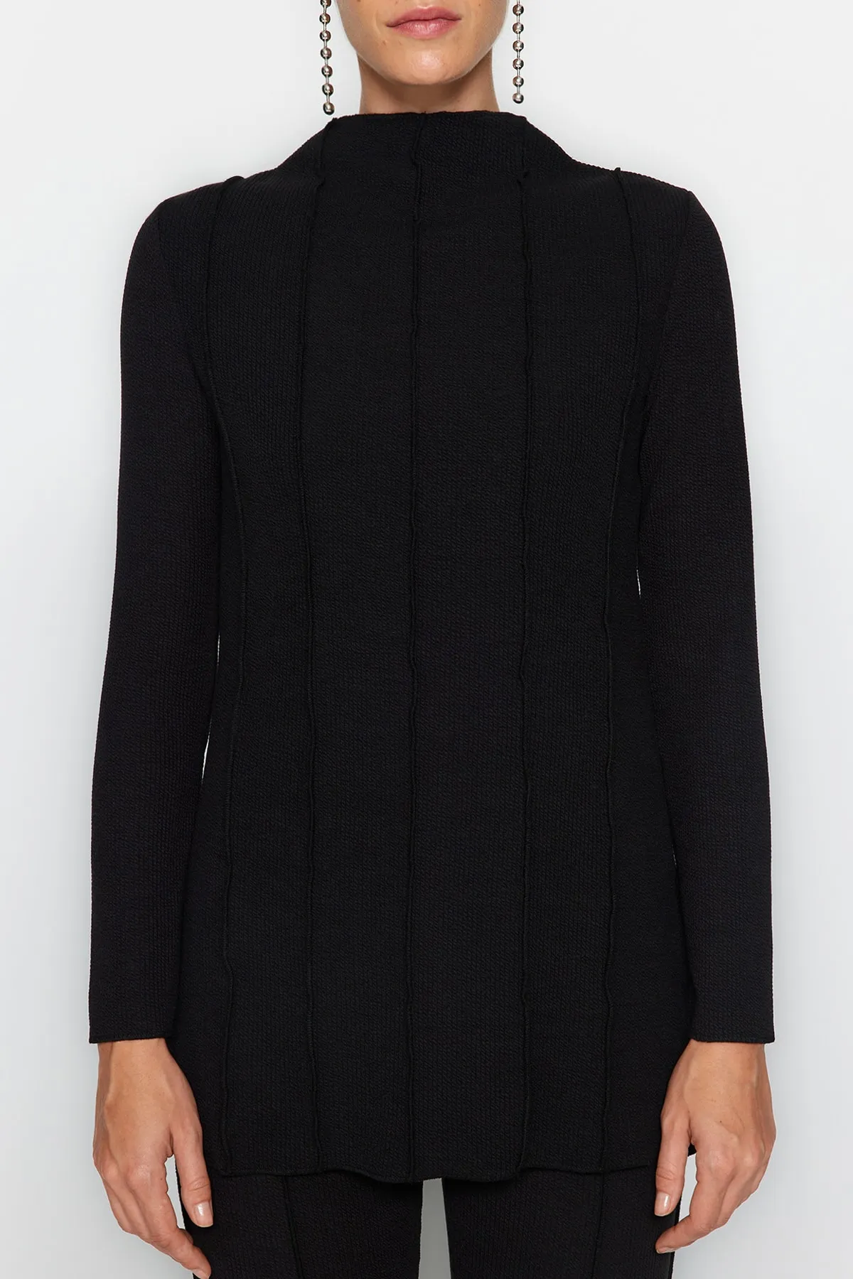 Trendyol Modest  Schwarzes Set aus Bluse, Hose und Oberteil mit geripptem Detail aus Strick TCTAW24US00082
