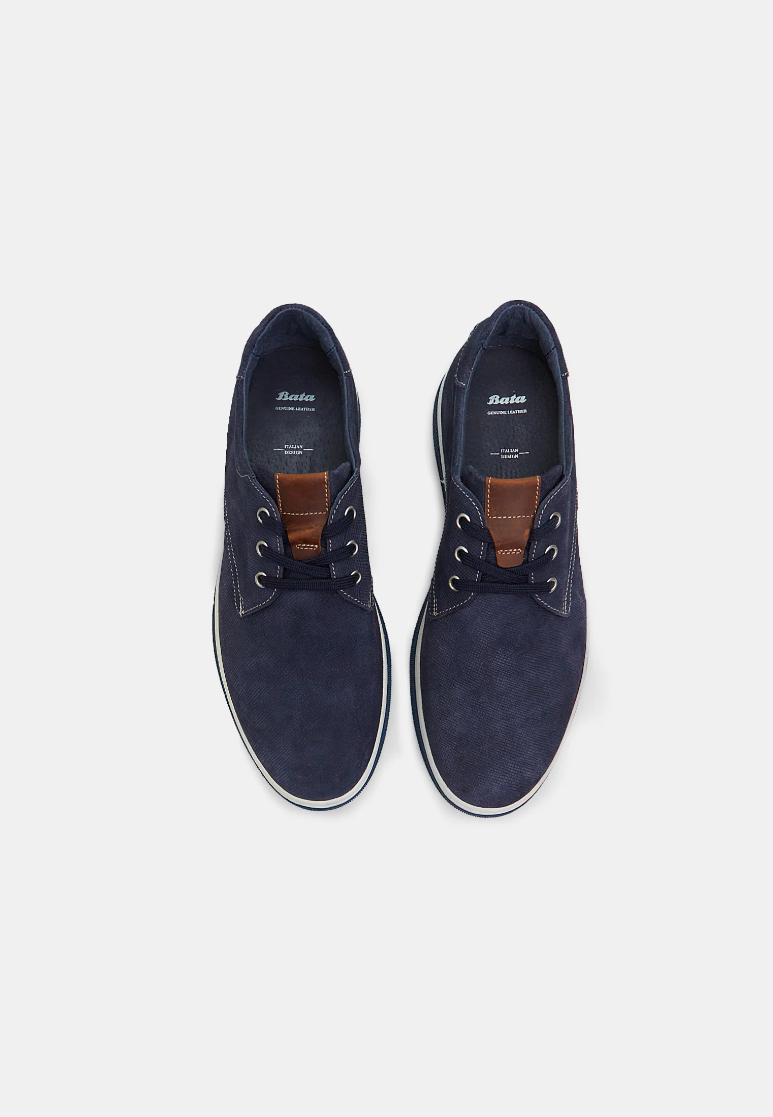 Zapatos deportivos con cordones Bata