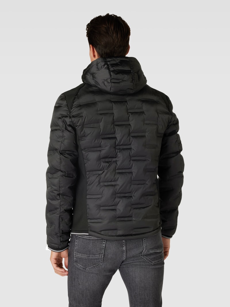 Steppjacke mit Label-Detail in schwarz