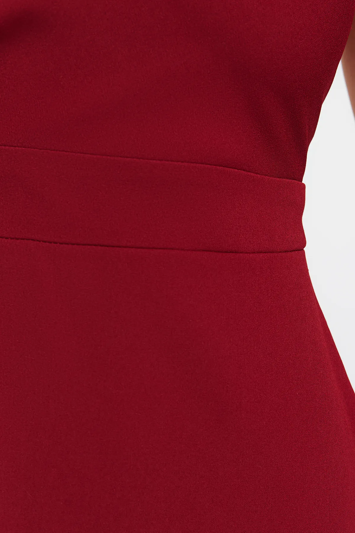 Trendyol Collection  Burgunderrotes, zweireihiges, gewebtes, elegantes Abendkleid TPRSS19FZ0136