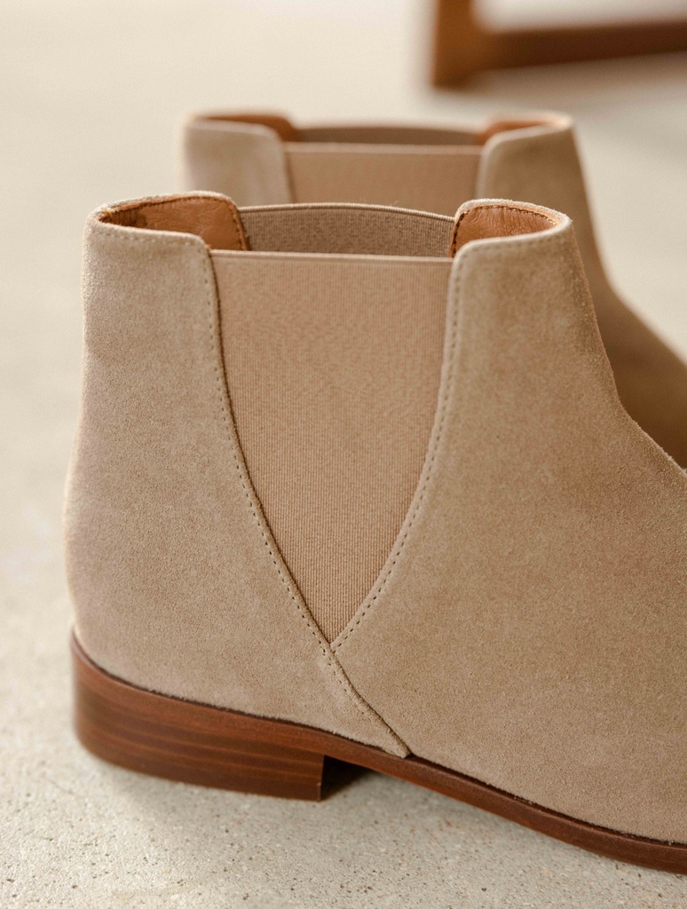 Chelsea - Taupe Mohair