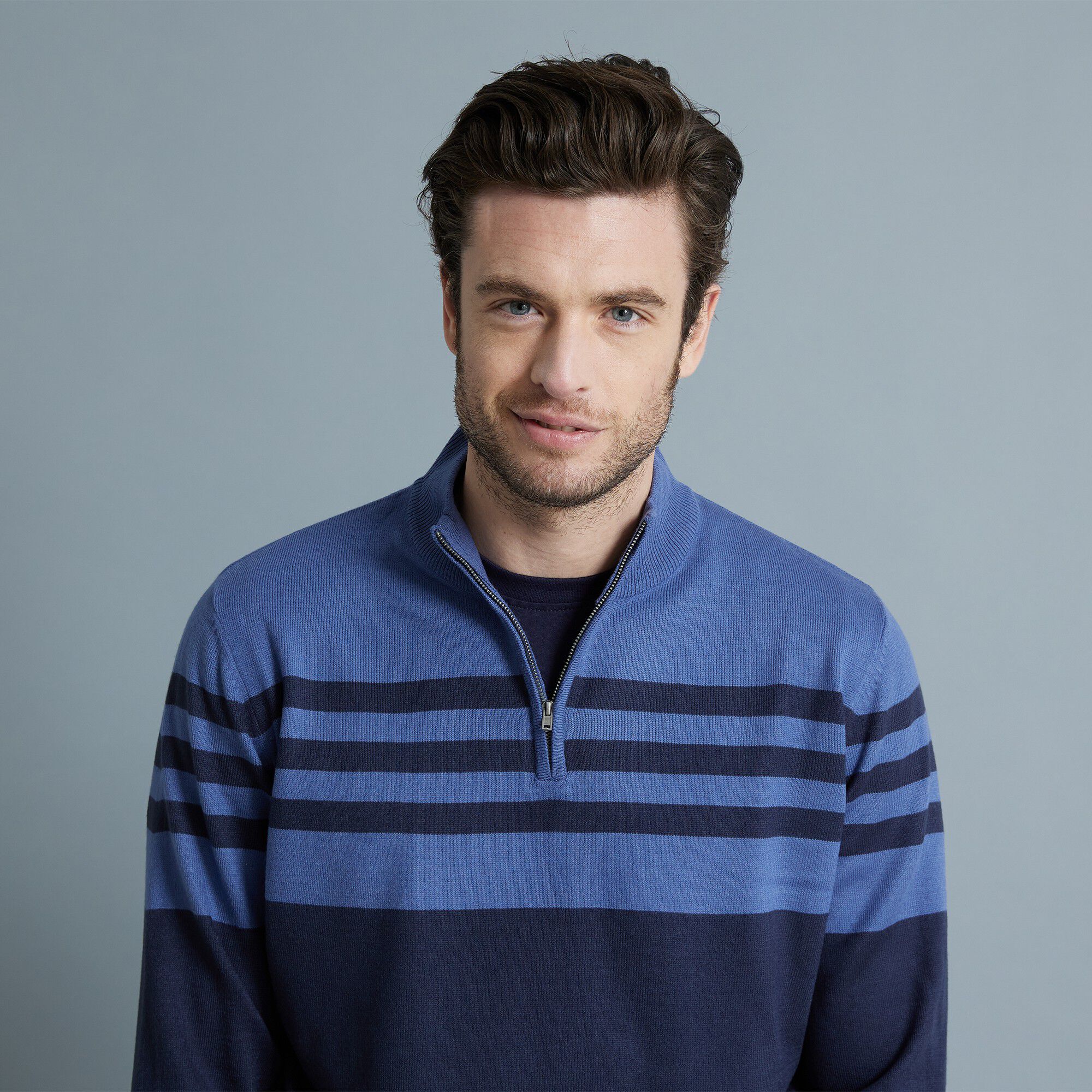 Pull rayé col montant zippé toucher cachemire