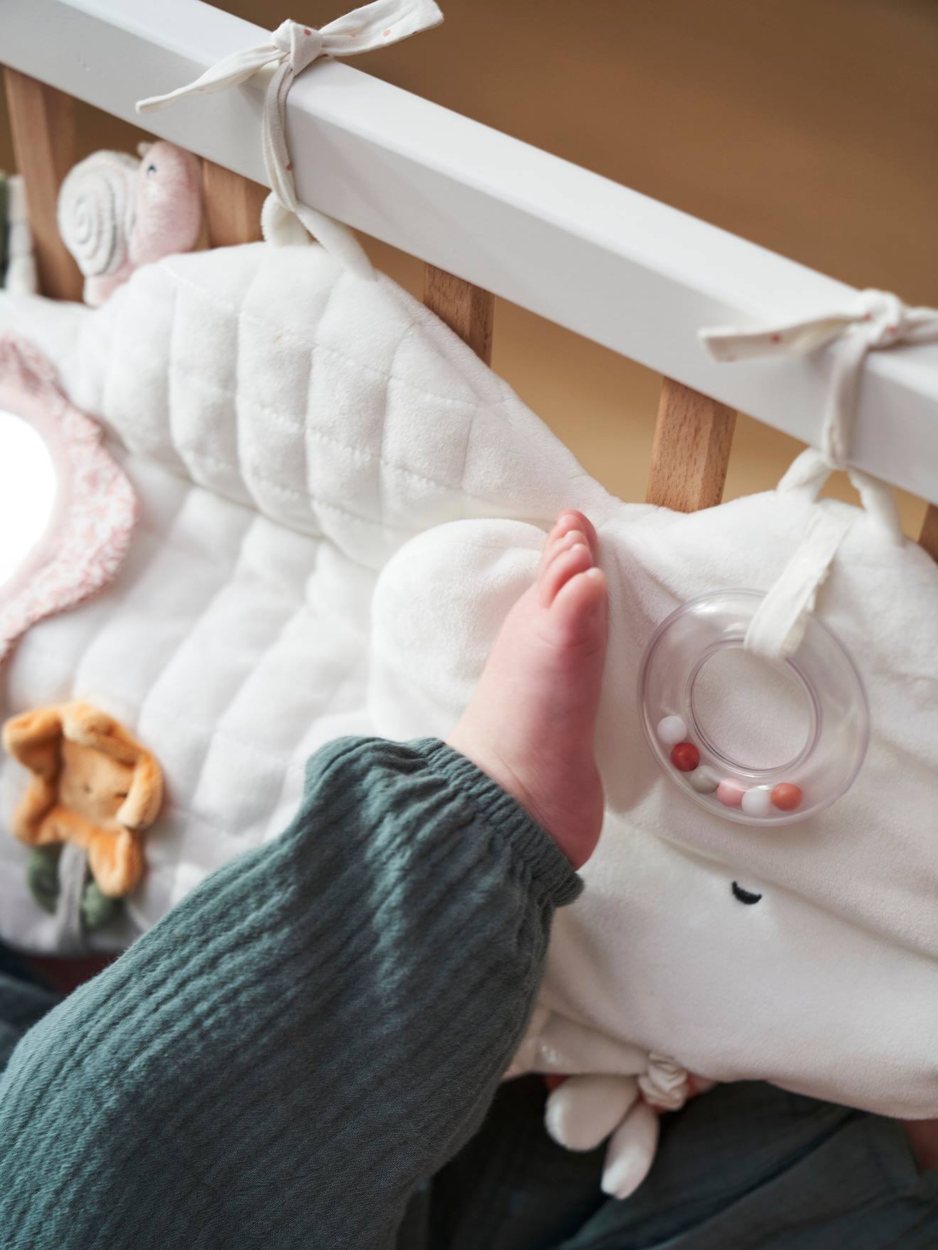 Panneau d'activités en tissu PAYS ROSE multicolore