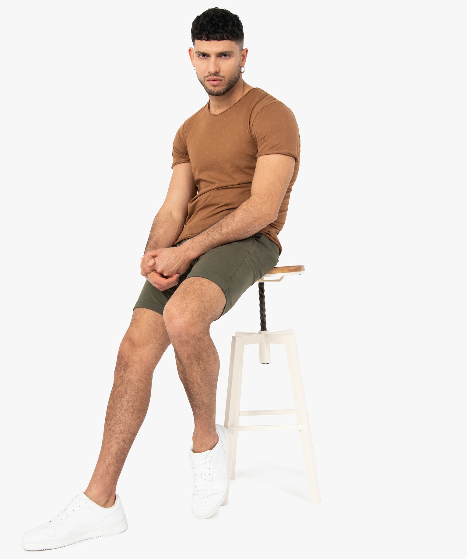 Bermuda homme en toile extensible 5 poches coupe chino kaki | GEMO