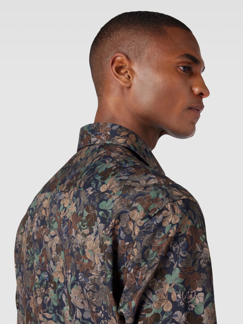 Modern Fit Business-Hemd mit Kentkragen in marineblau