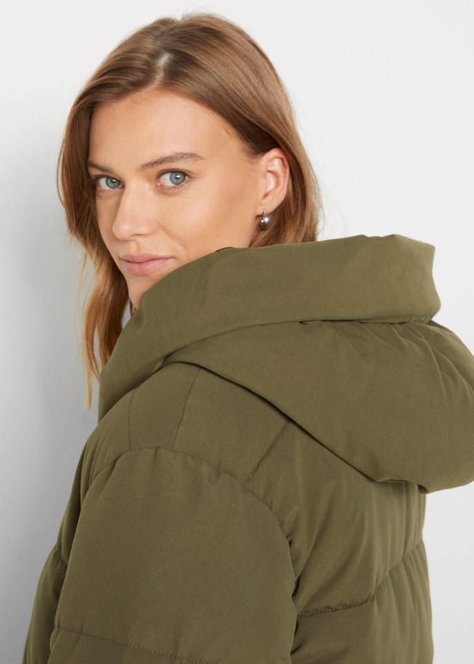 Wattierter Oversize-Mantel mit Kapuze, aus recyceltem Polyester