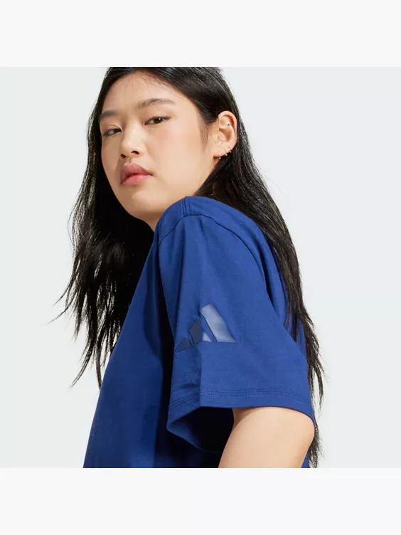 adidas Essentials Contemporary Logo Boyfriend T-Shirt