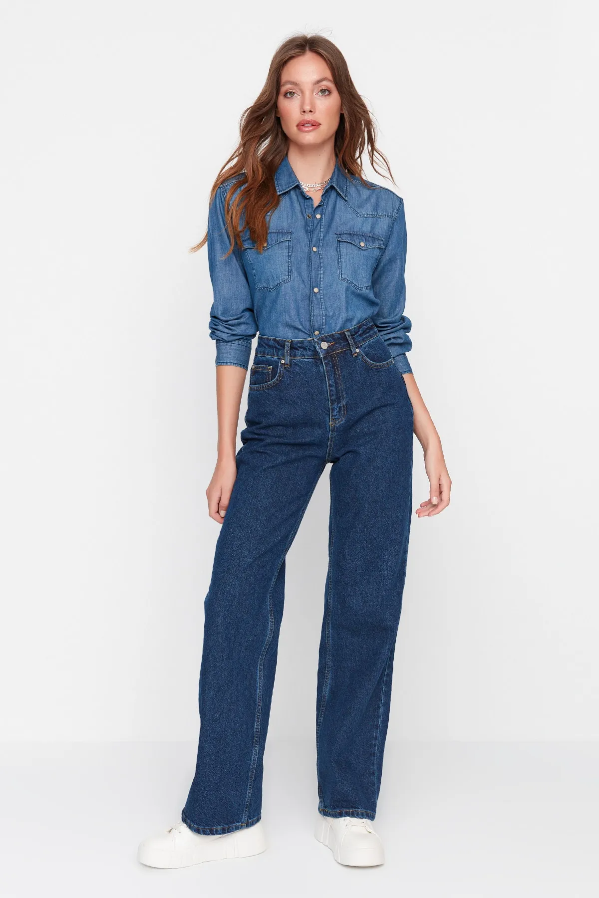 Trendyol Collection  Blaue High Waist Jeans mit weitem Bein im 90er-Stil TWOAW23JE00058