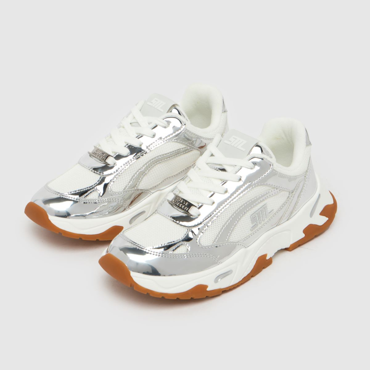 Steve Madden – Sneakpeak – Silverfärgade sneakers i flera färger