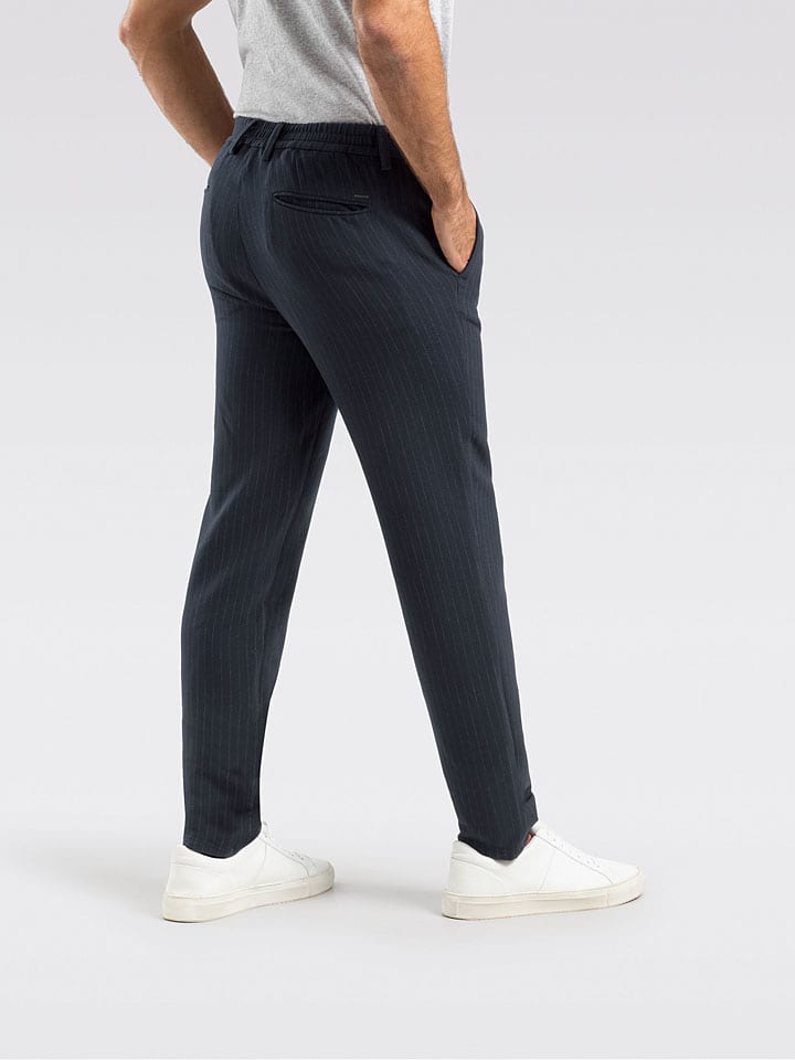 MAC Chino 
