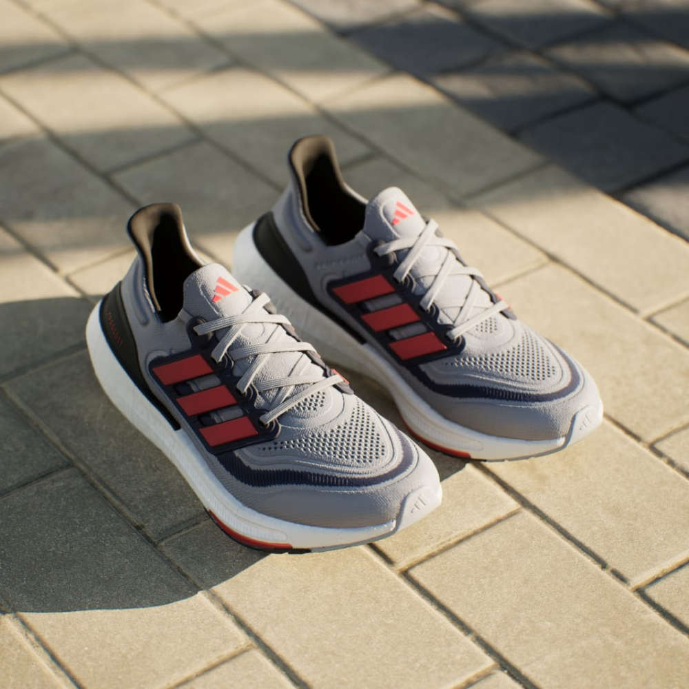 adidas Ultraboost Light IE3332 / grau