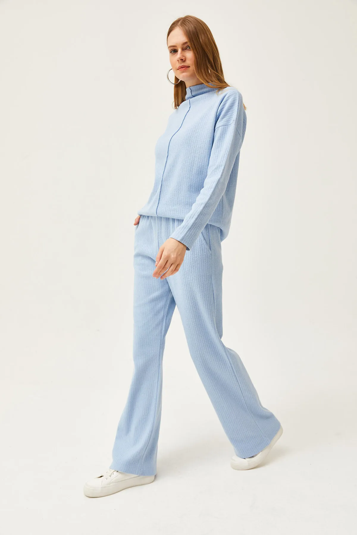 Olalook  Babyblauer Damenanzug mit Taschen, Hose, Oberteil, Stehkragen, Bluse, Stehkragen, TKM-19000254