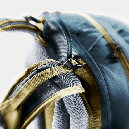 deuter Attack 20 | Fahrradrucksack mit modernem Protektor