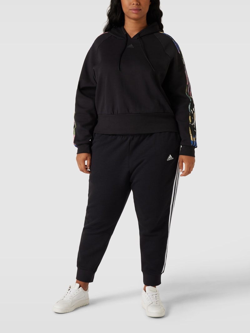 PLUS SIZE Sweatpants mit Brand-Stitching in schwarz