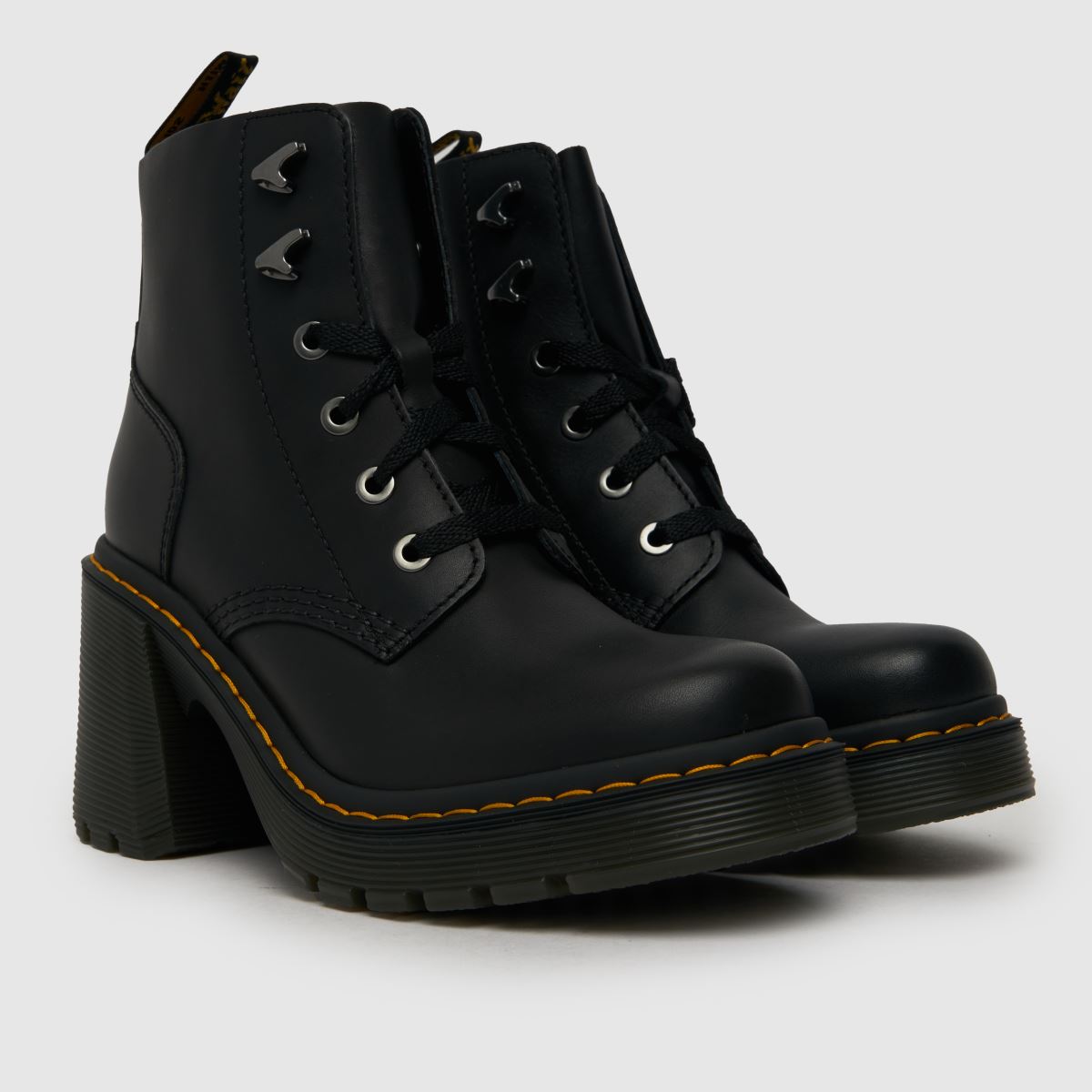 Dr Martens – Svarta Jesy-stövlar