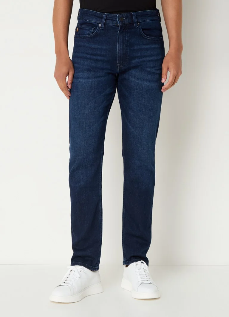 Jeansy Hugo Boss Delaware slim-fit, ciemne wyblaknięcie