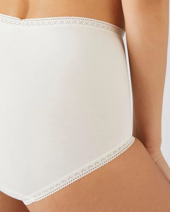 Lot de 3 culottes maxi coton stretch + 1 GRATUITE.