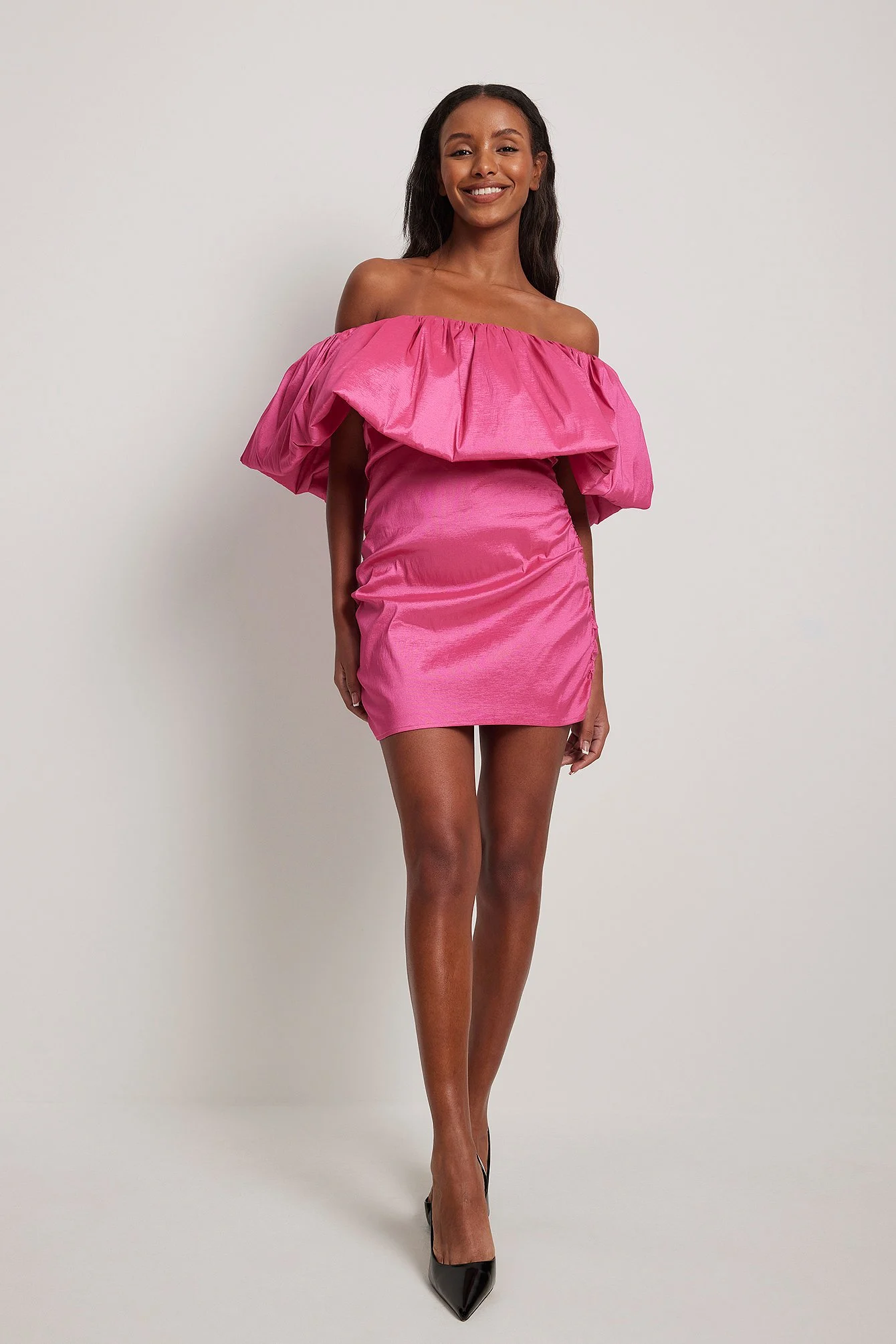 Einarmiges Midikleid