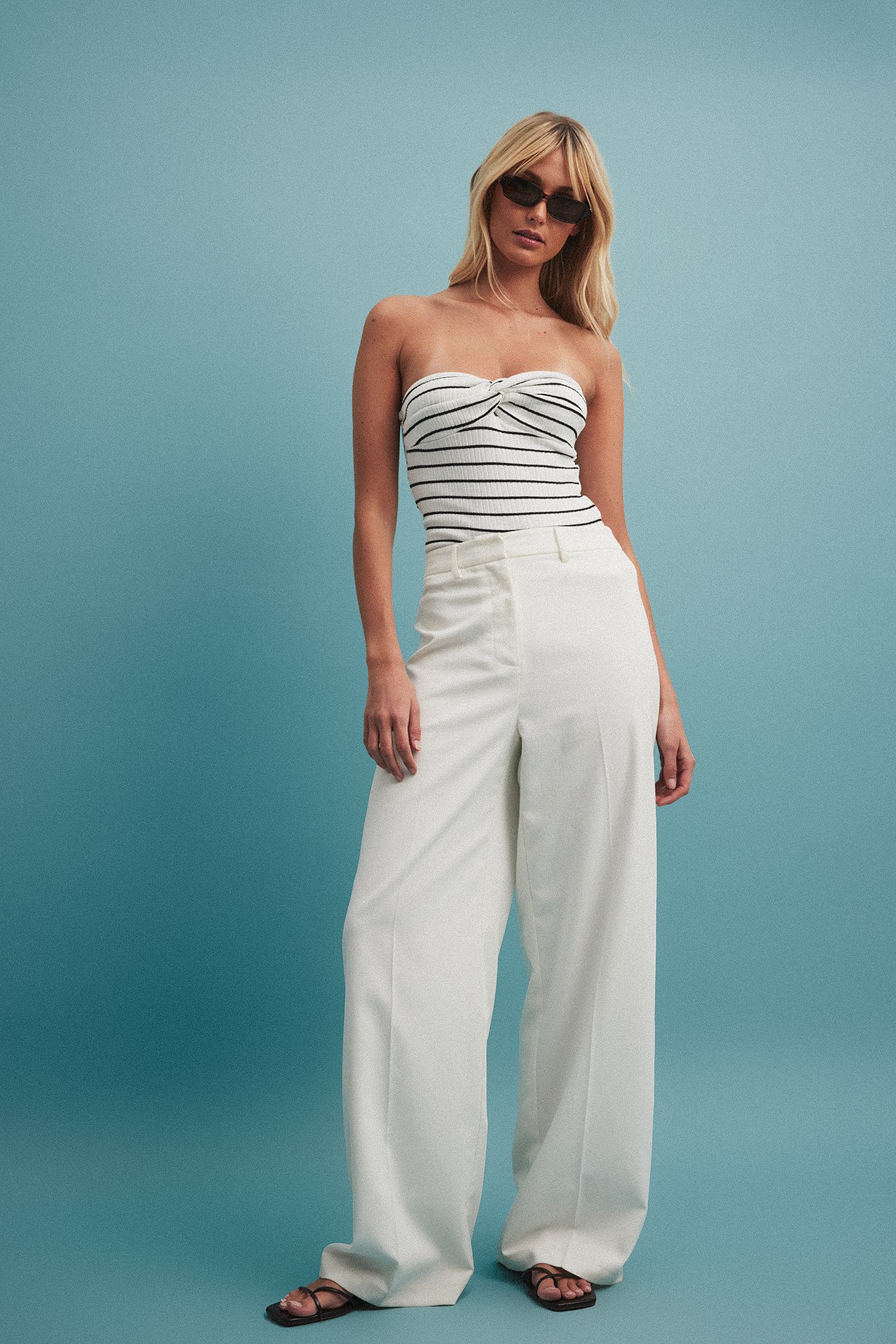 Tube-Top mit verdrehter Front