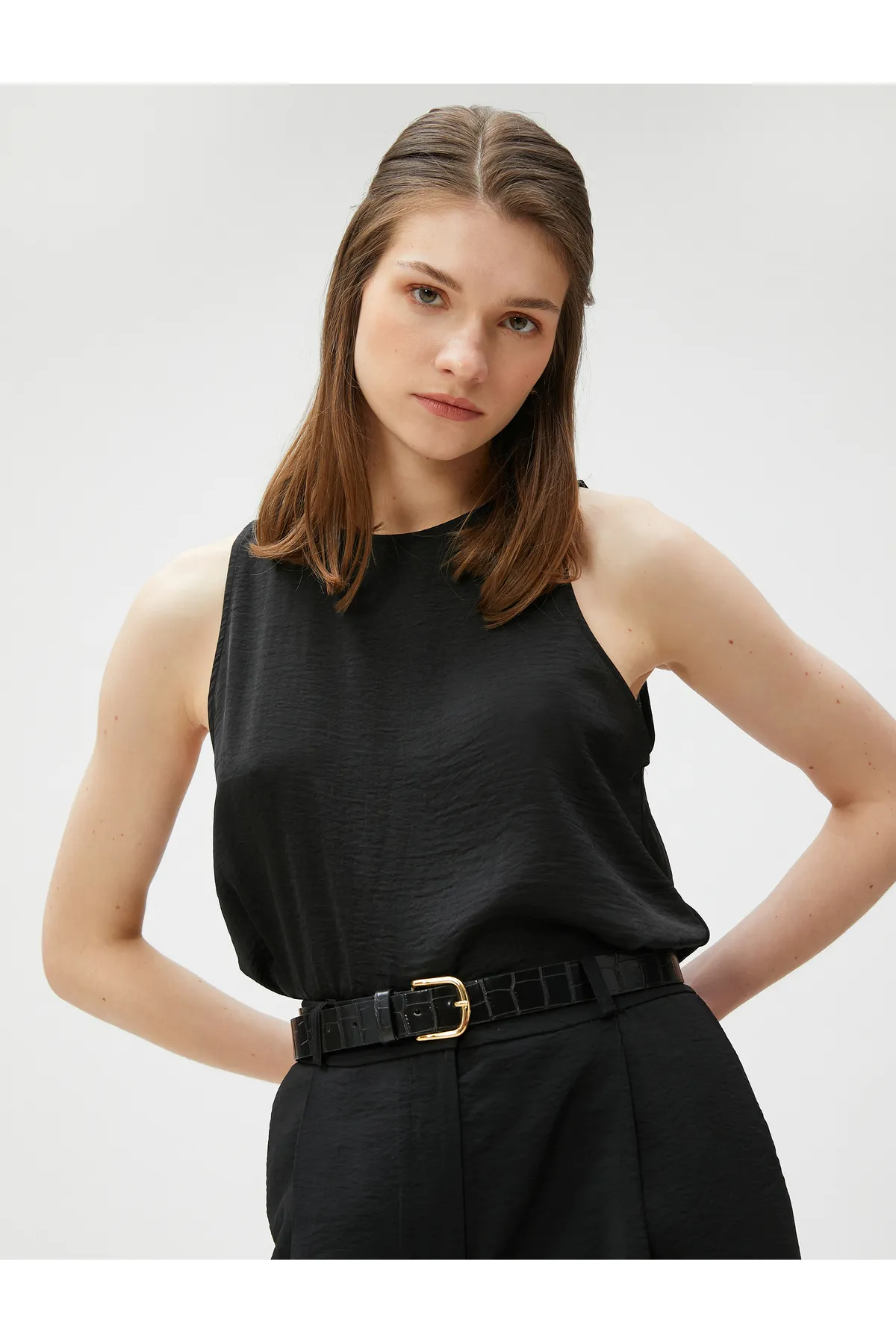 Koton  Basic-Tanktop mit ärmellosem Neckholder