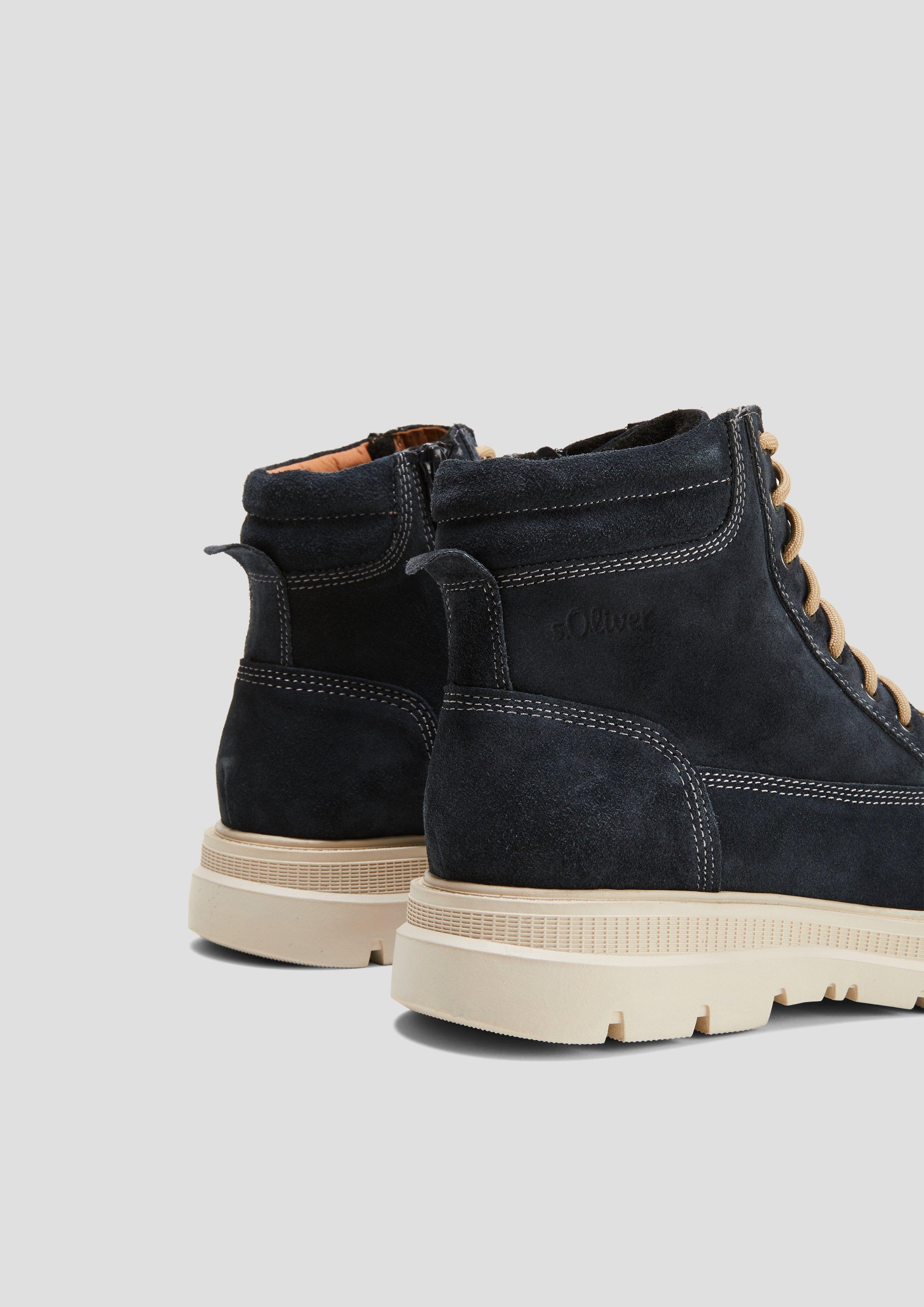 Gefütterte Boots aus Leder  6008612-805