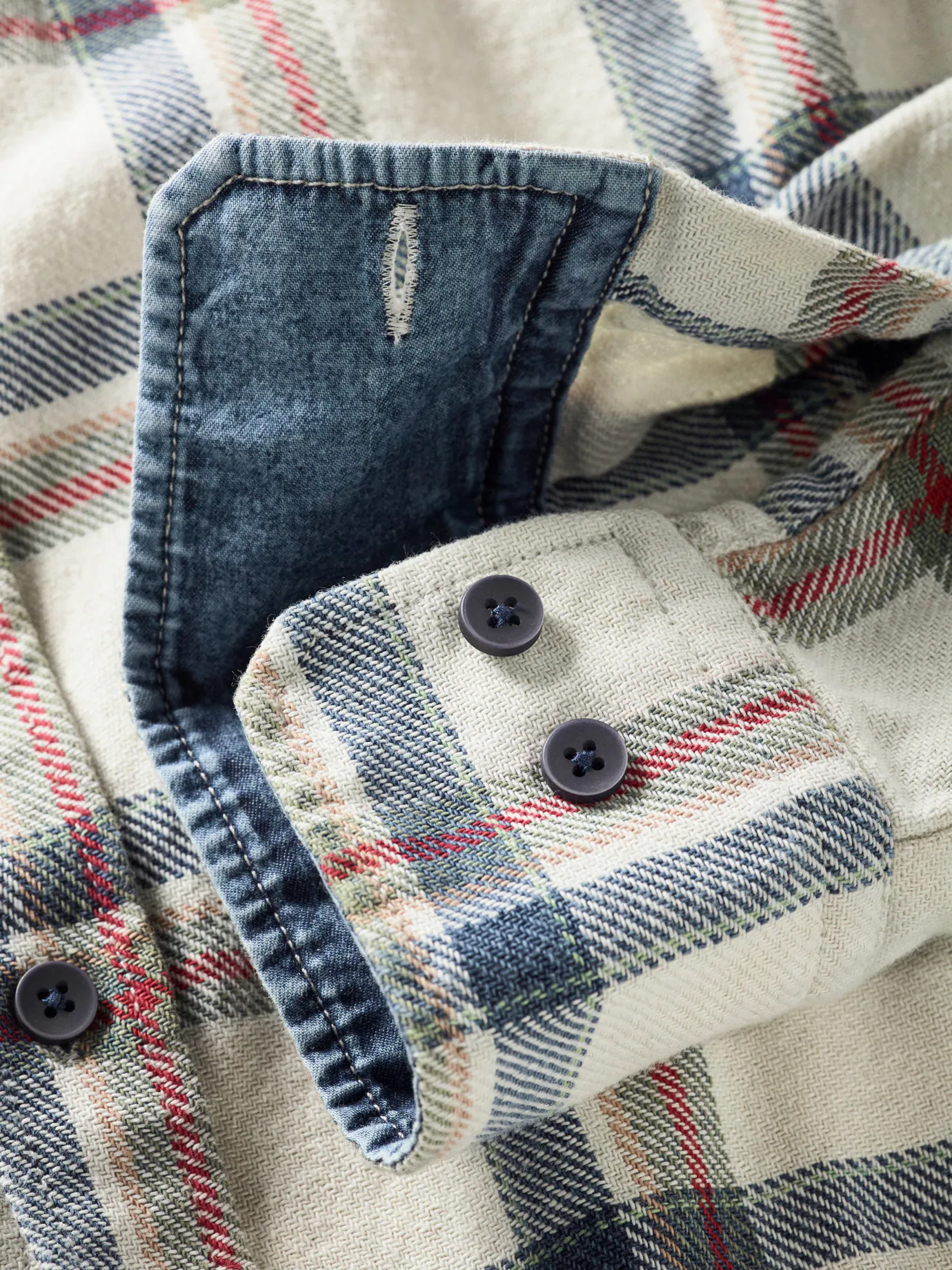 Rustikales Denimhemd