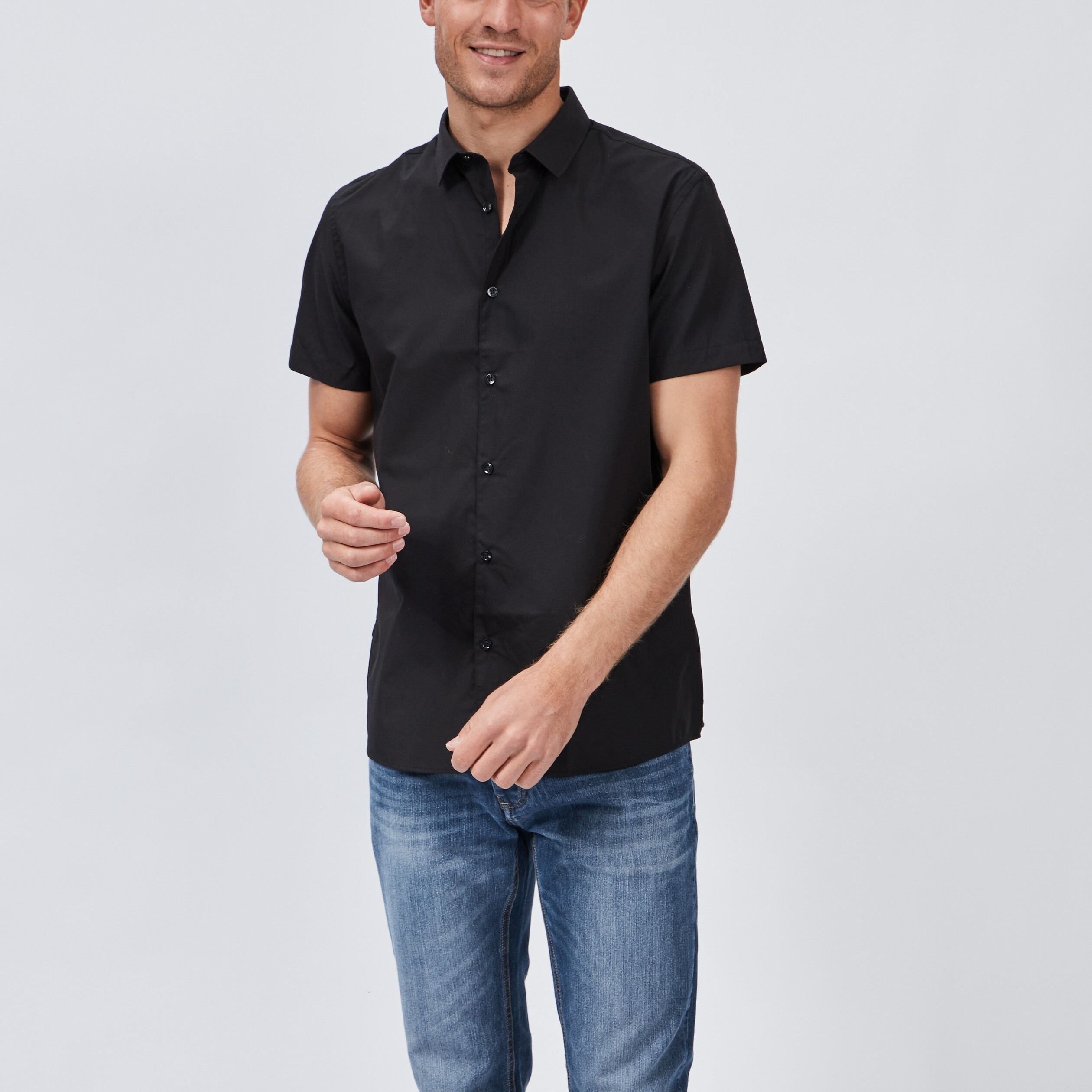 Chemise droite manches courtes noir homme | La Halle