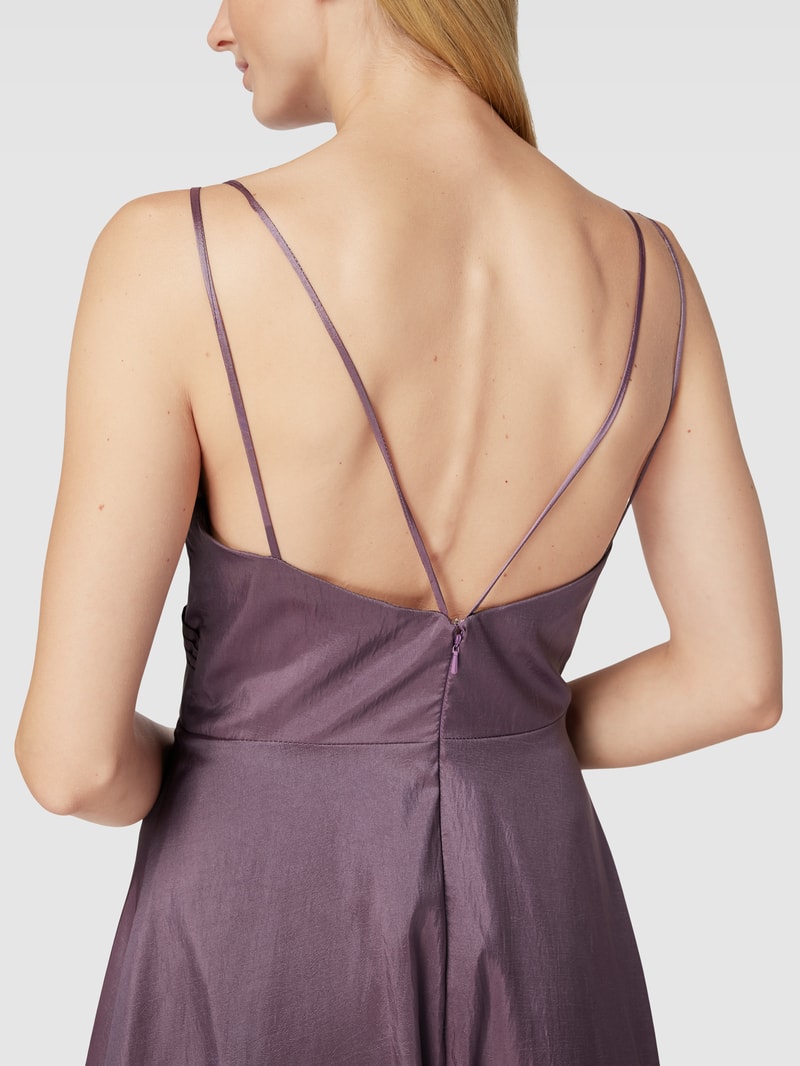 Abendkleid mit Herz-Ausschnitt in mauve