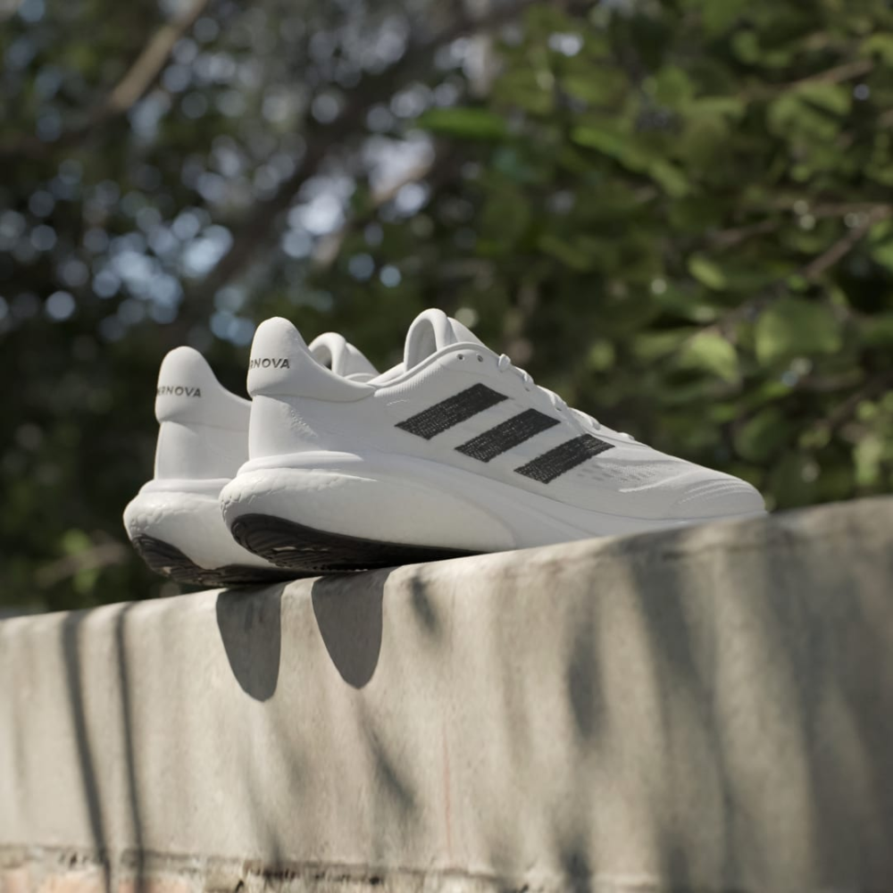 adidas Supernova 3 IE4366 / weiss