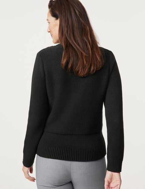 Pullover mit Zopfmuster