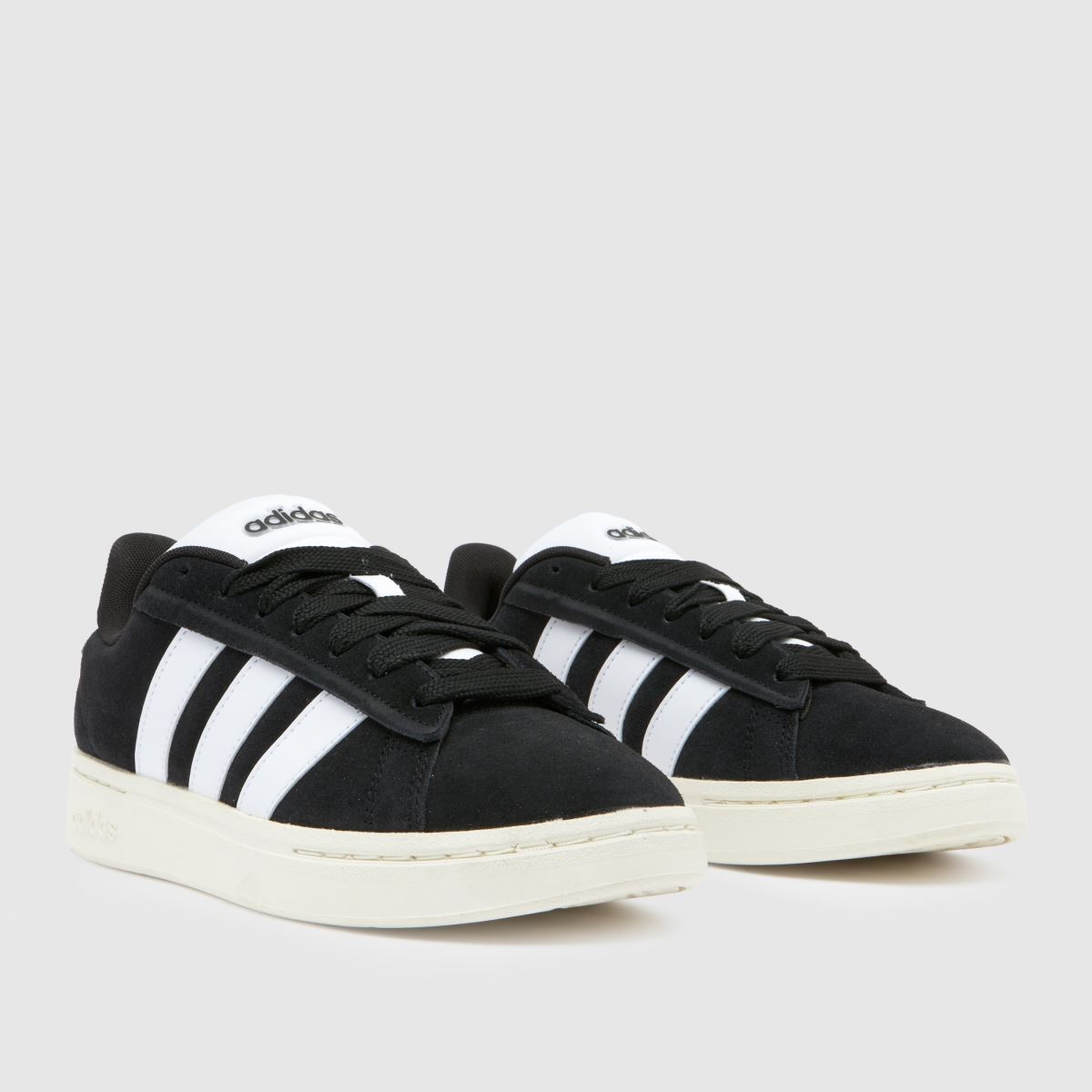 adidas Grand Court Alpha cipők fekete és fehér színben