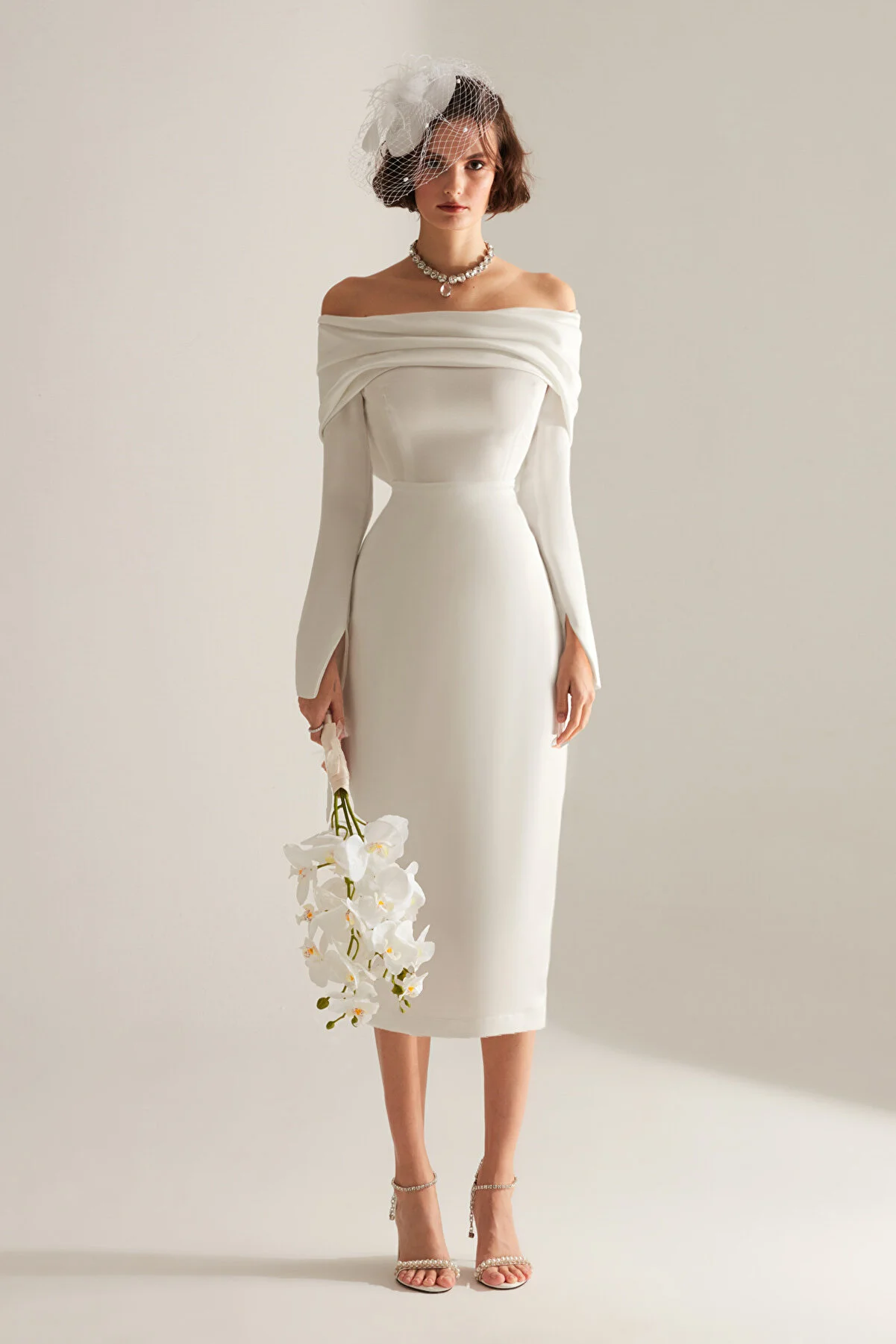 BETTY & SAM  Nancy Schulterfreies Bleistiftrockkleid