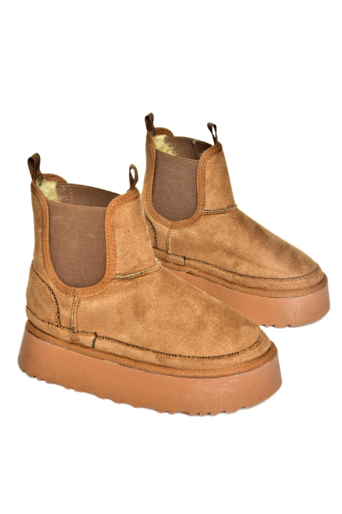 Fox Shoes  R612055302 Halbhohe Damenstiefel aus hellbraunem Wildleder mit dicker Sohle und haariger Innenseite
