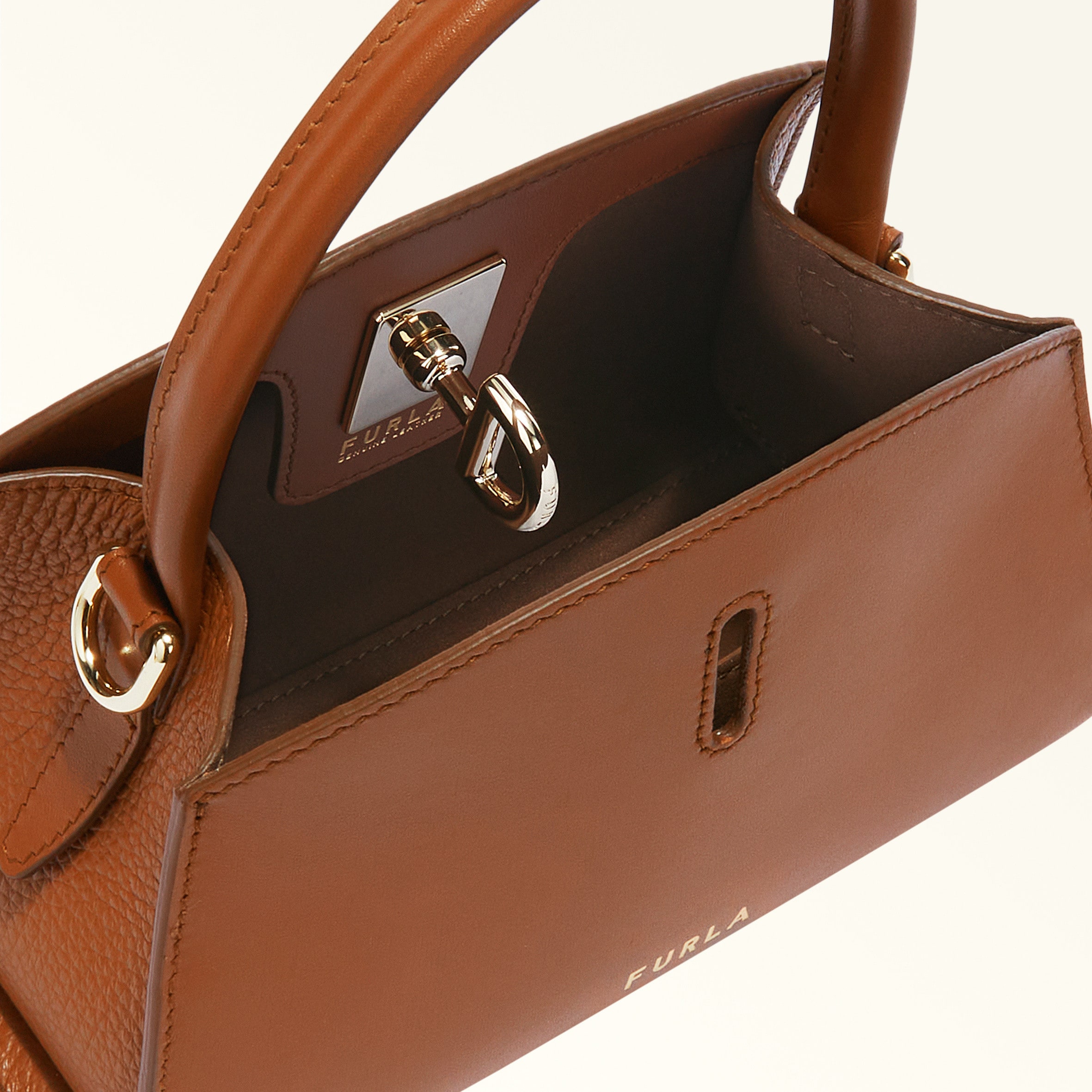 Furla Genesis