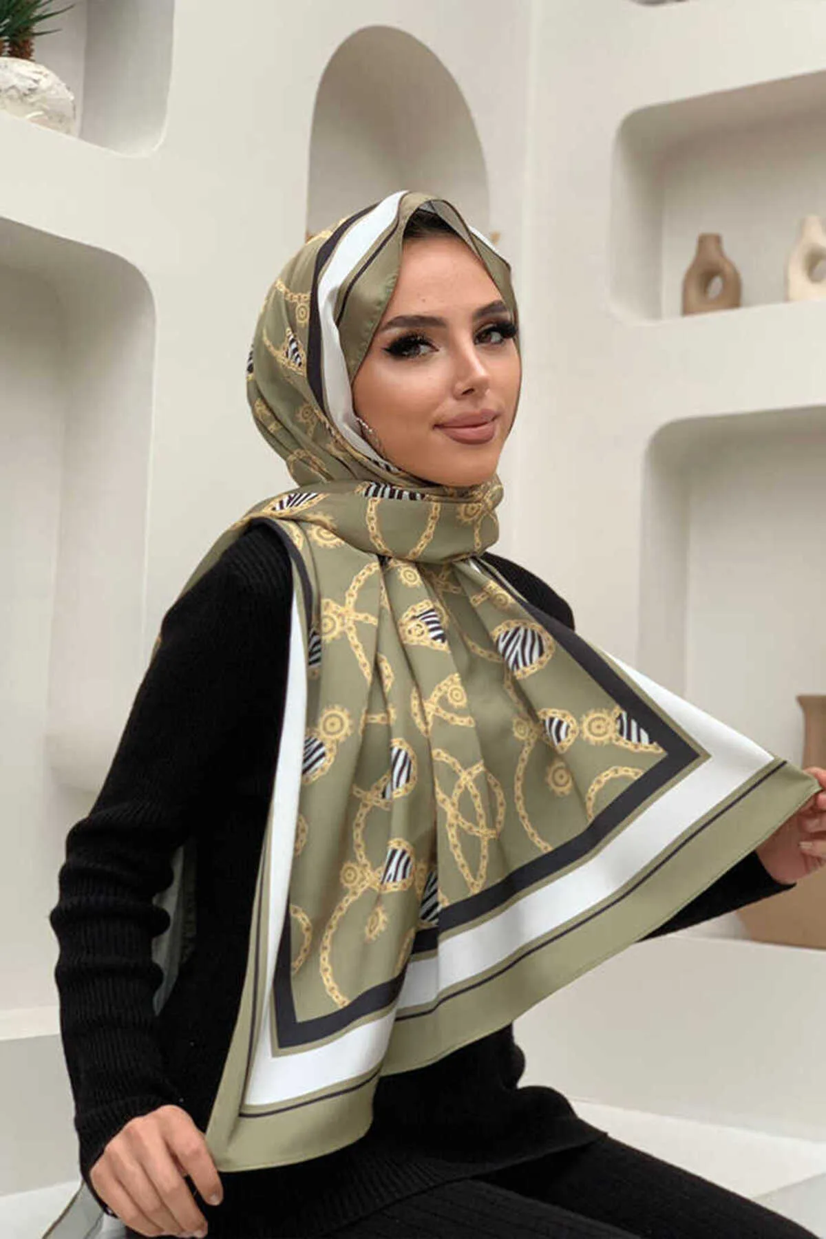 Bym Fashion  2039 Ovaler Kettenschal Khaki