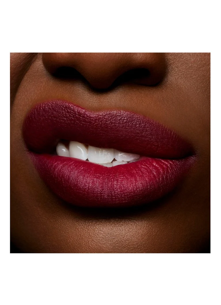 M·A·C Powder Kiss Liquid Lipcolour - nestemäinen huulipuna