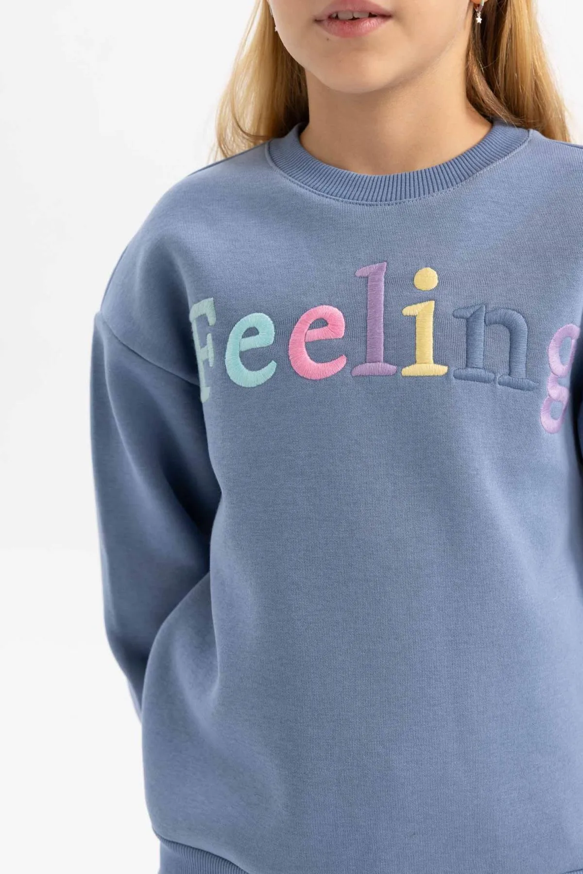 DeFacto  Bedrucktes, weiches, flauschiges, dickes Sweatshirt für Mädchen mit Rundhalsausschnitt