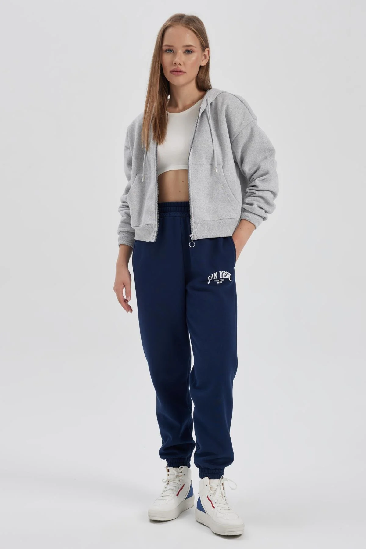 DeFacto  Jogginghose mit coolem Aufdruck Modell Z7072az23wn