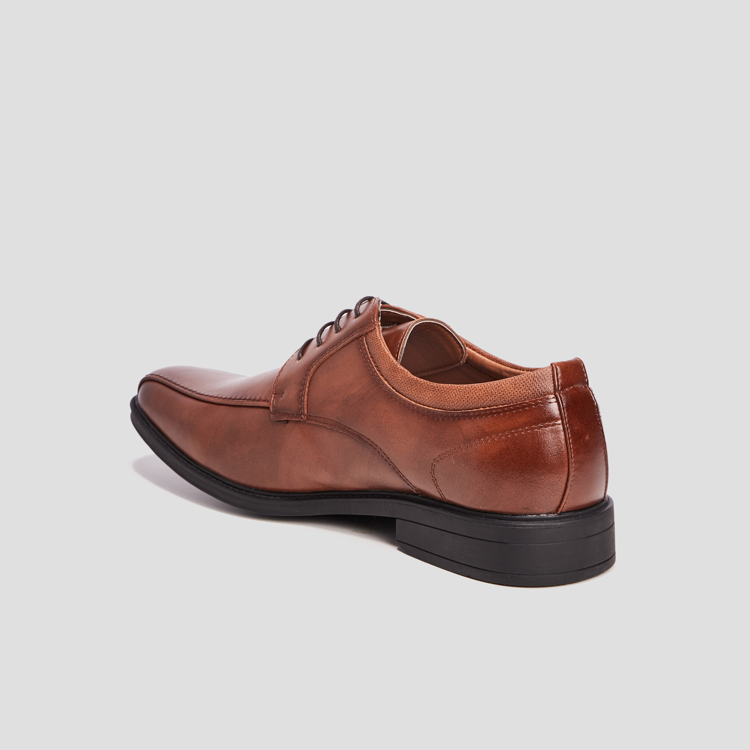 Derbies à lacets à bout carré marron homme | La Halle