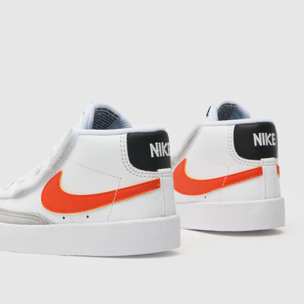 Belo-oranžni superge Nike blazer mid 77 Boys Toddler