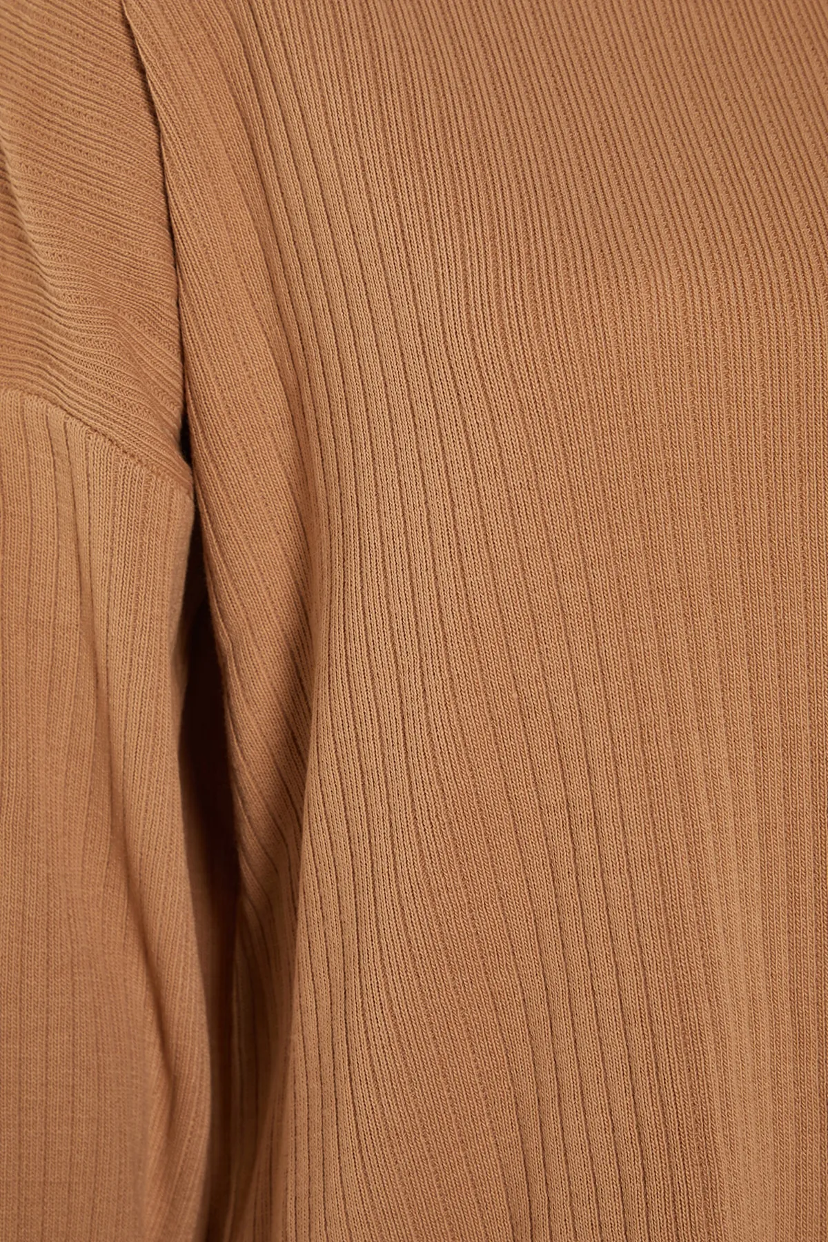 Trendyol Collection  Kamelfarbenes Strick-Top-Top-Set mit Rundhalsausschnitt TWOSS20AU0084