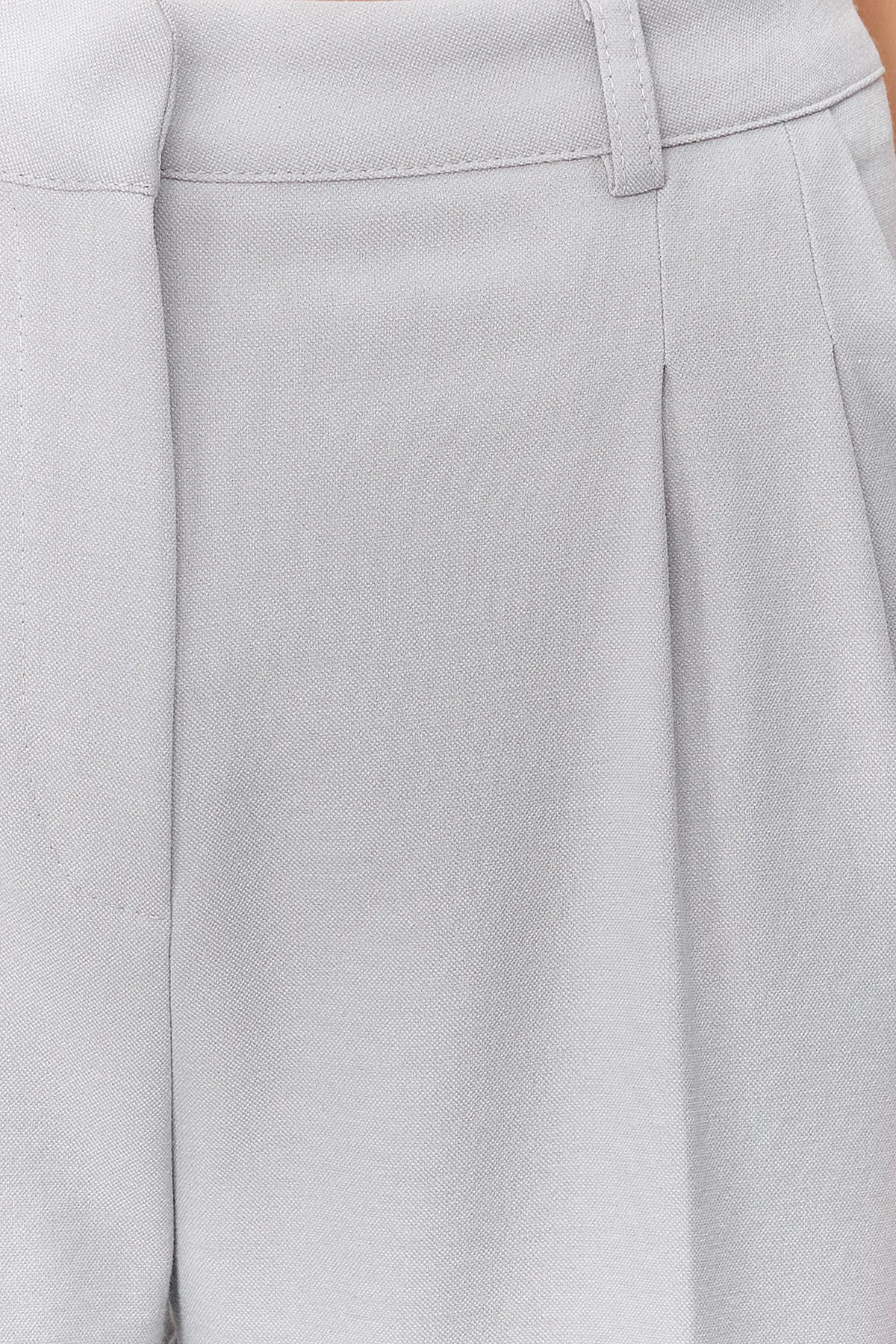 Trendyol Collection  Graue, gerade geschnittene, plissierte Webhose in limitierter Auflage TWOAW23PL00401