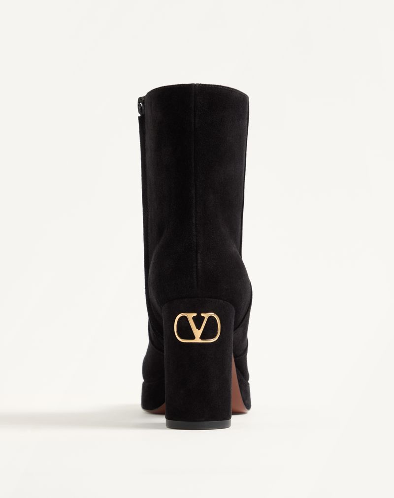 Bota de cano curto com plataforma Fawcette de 90 mm em couro rachado