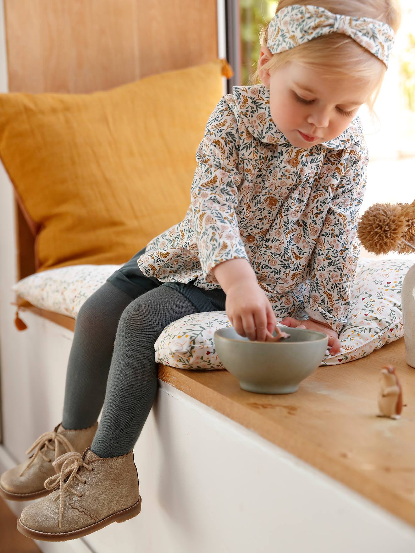 Ensemble 3 pièces bébé fille tee-shirt, short velours et bandeau écru