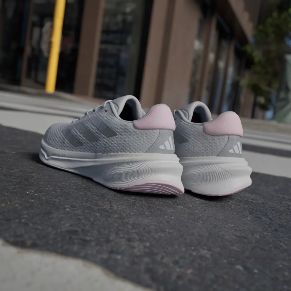 adidas Supernova Stride IG8309 / grau