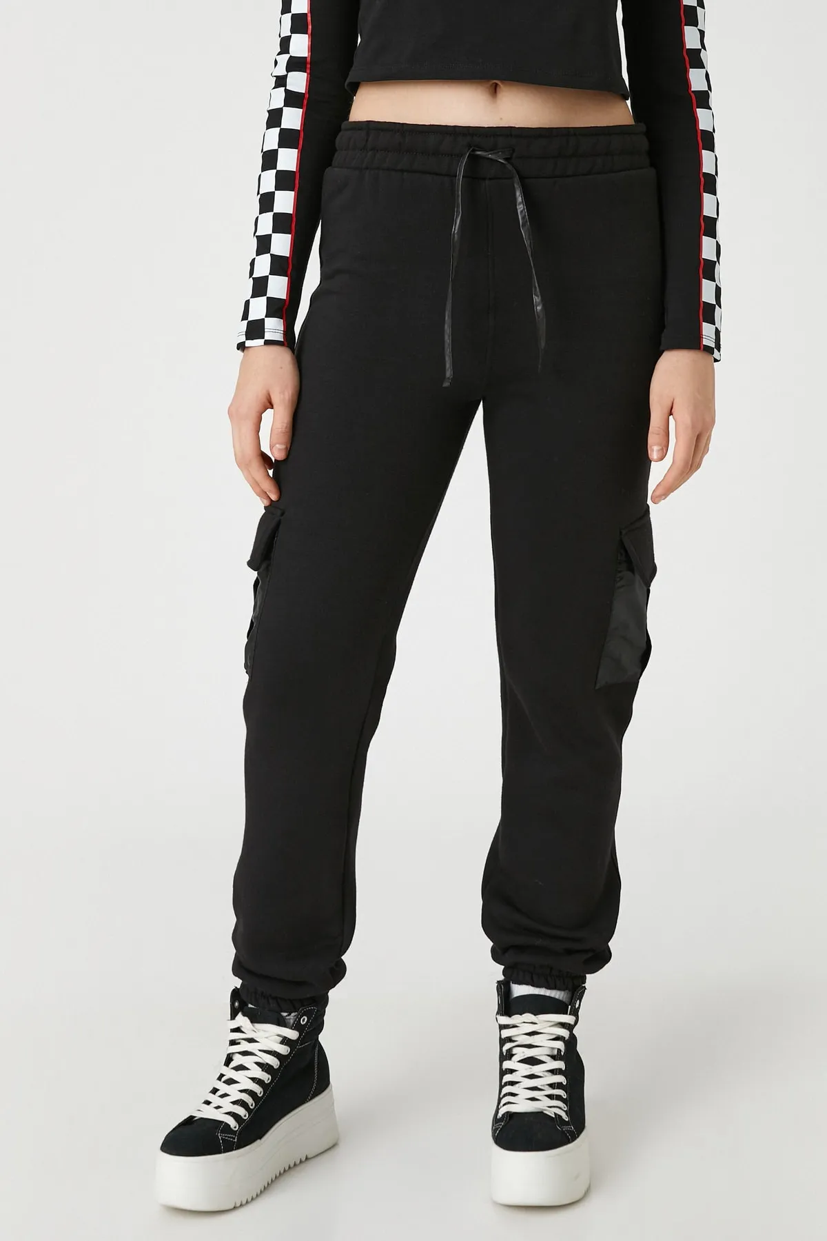 Koton  Schwarze Damen-Jogginghose 3WAL40151IK