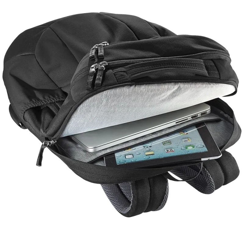 Deuter Daypack Giga - black