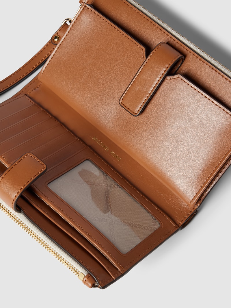 Portemonnaie mit Label-Print Modell 'JET SET' in ecru
