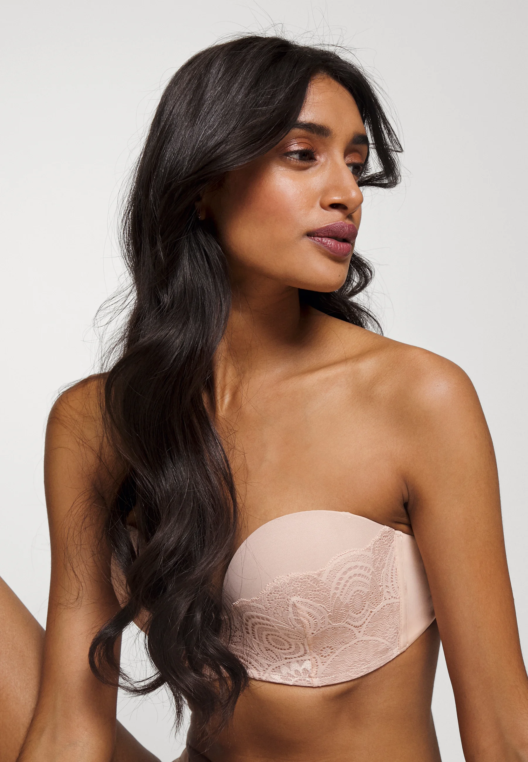 Wonderbra STARKER HALT - Sujetador con tirantes ajustables